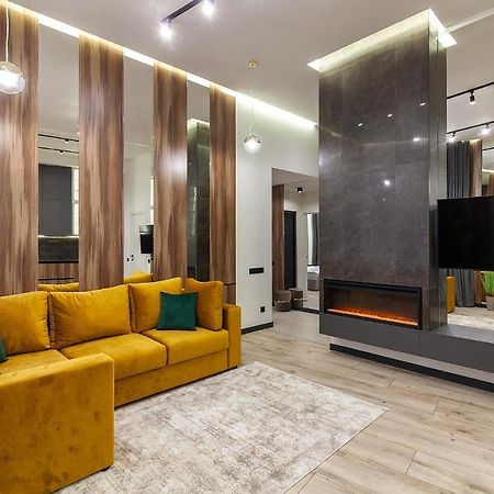 Royal Apartment On Leontovicha 7/2 Львів Екстер'єр фото